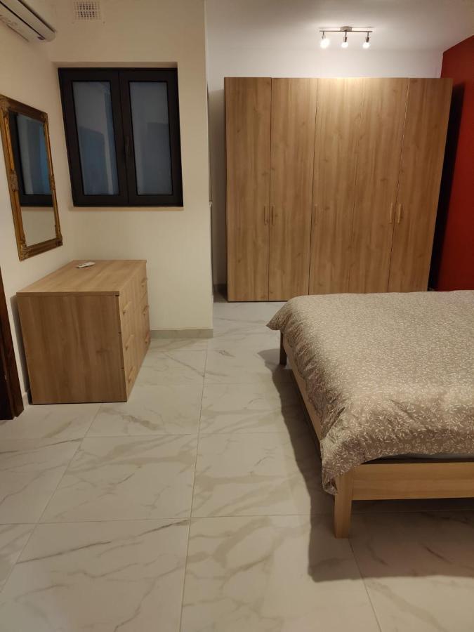 Appartement Caribbean Cocktail à Marsaskala Extérieur photo