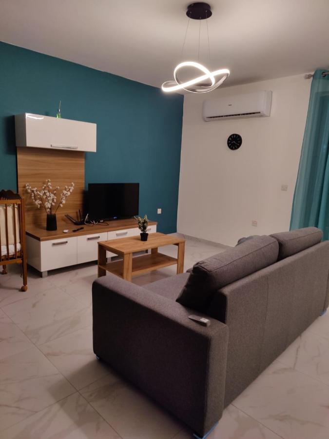Appartement Caribbean Cocktail à Marsaskala Extérieur photo