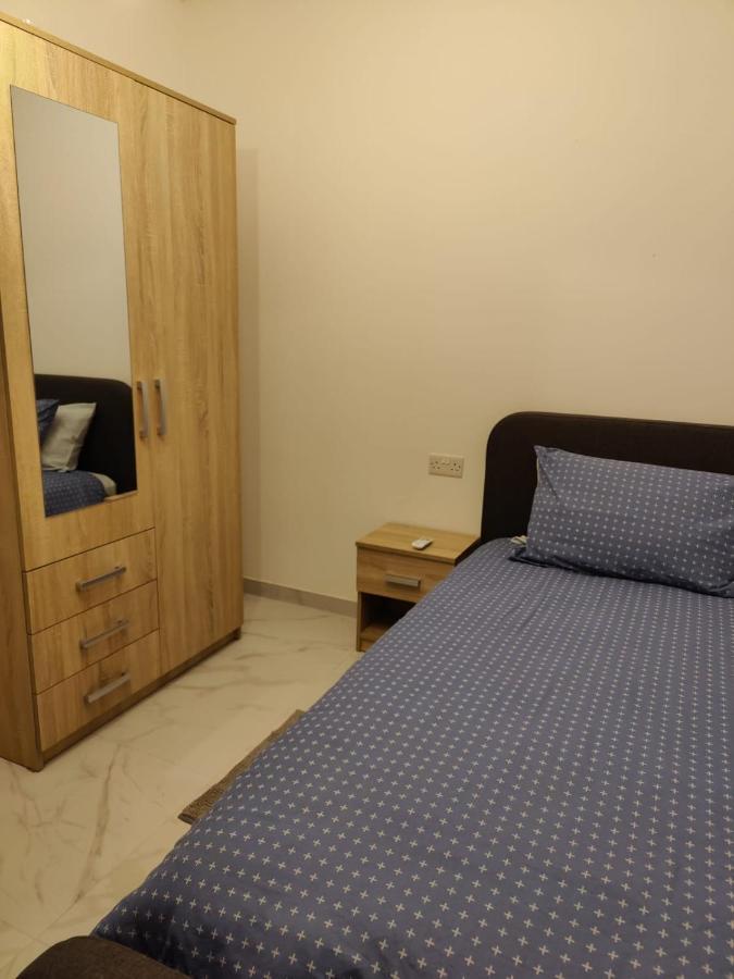 Appartement Caribbean Cocktail à Marsaskala Extérieur photo